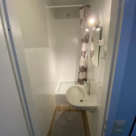 Apartment Emas 5 Mit 3 Einzelbetten, Kueche Krefeld