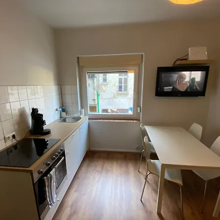 Apartman Emas 5 Mit 3 Einzelbetten, Kueche *